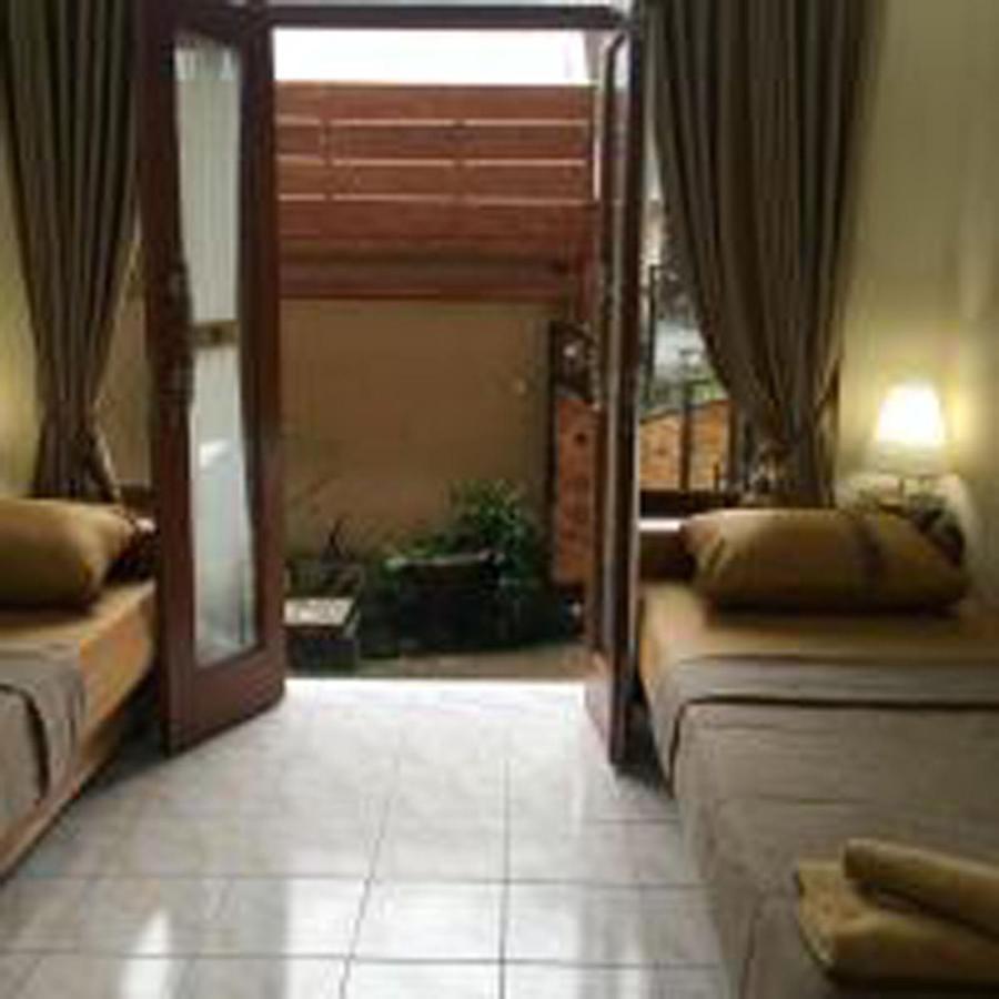Bulan Bali Guest House Убуд Екстериор снимка